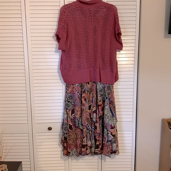 Roaman’s Multi-Print Dress with Sweater - Picture 2 of 5